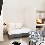 Апартаменты Thess Residences