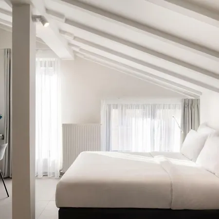 Apartamento Thess Residences