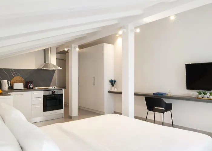 Thess Residences דירה *