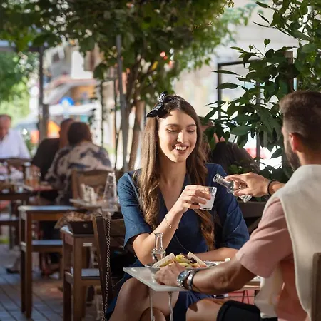 Thess Residences Apartman