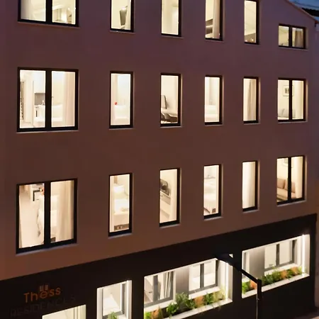 Thess Residences 아파트