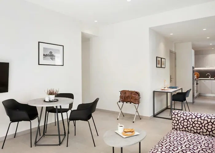 Апартаменты Thess Residences