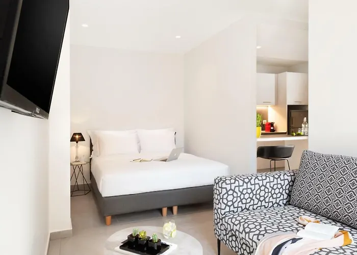 Apartamento Thess Residences